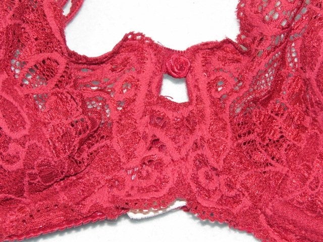 Donkerrode kanten beugel bh Triumph 75B, Triumph, Ophalen of Verzenden, Rood, BH