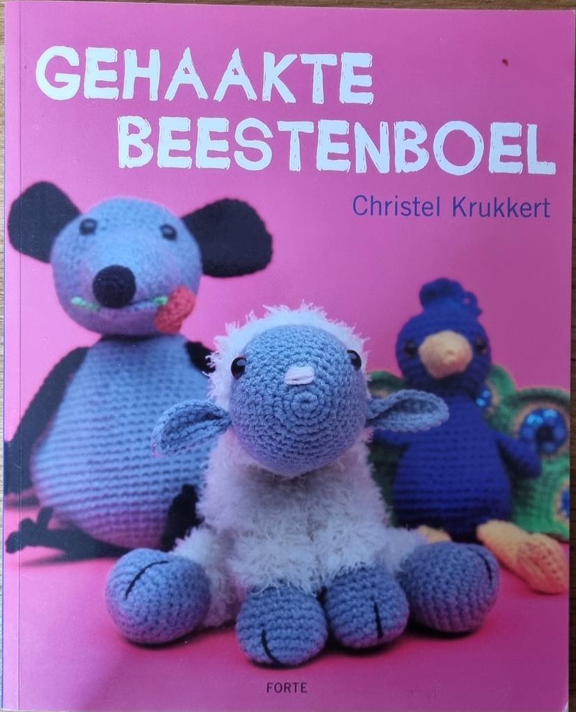 Gehaakte Beestenboel - Haken is heel gemakkelijk!, Ophalen of Verzenden, Gelezen, Breien en Haken