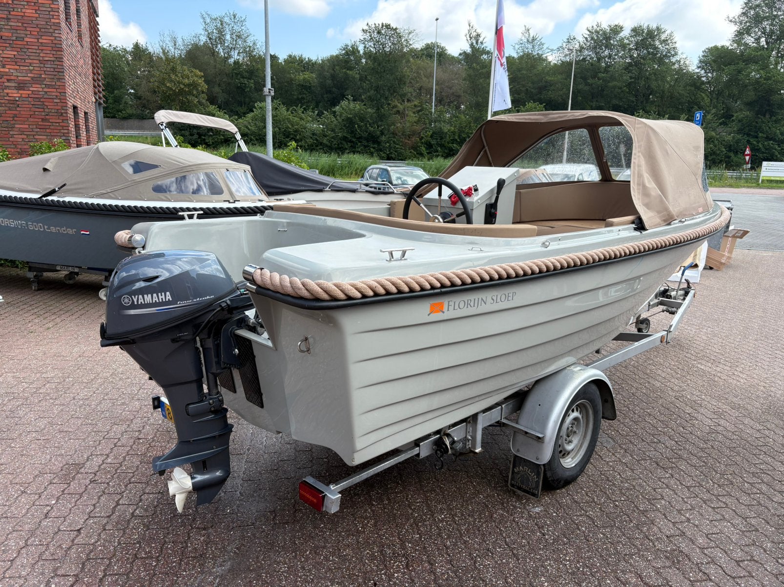 Zgan Florijn 530XL met Yamaha F15, Watersport en Boten, Sloepen, Ophalen, Rondzit, Zo goed als nieuw, Buitenboordmotor