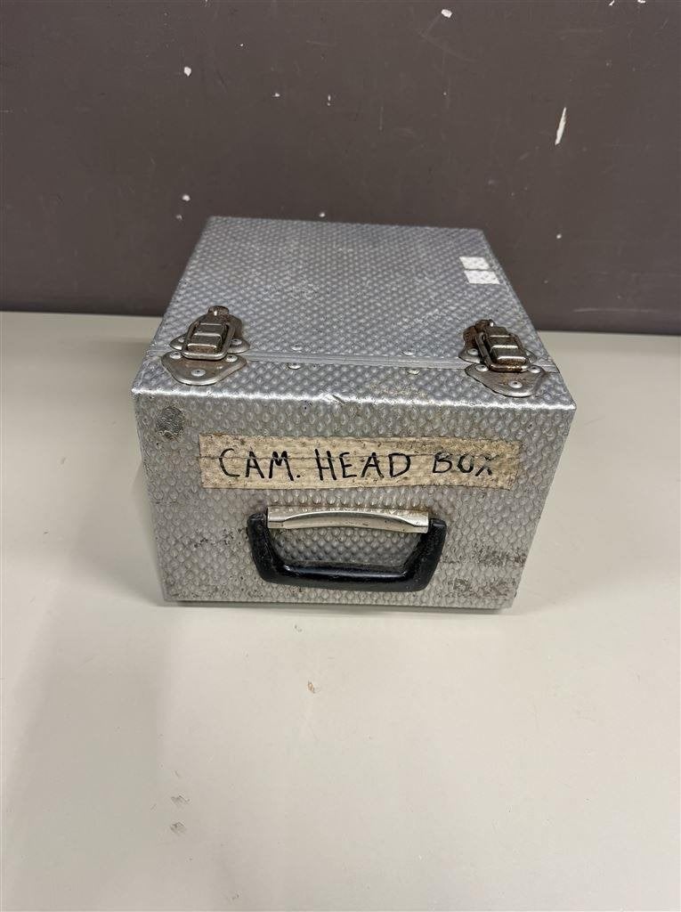 metalen box - koffer Samcine cases ltd met Emirates sticker, Ophalen of Verzenden, Gebruikt