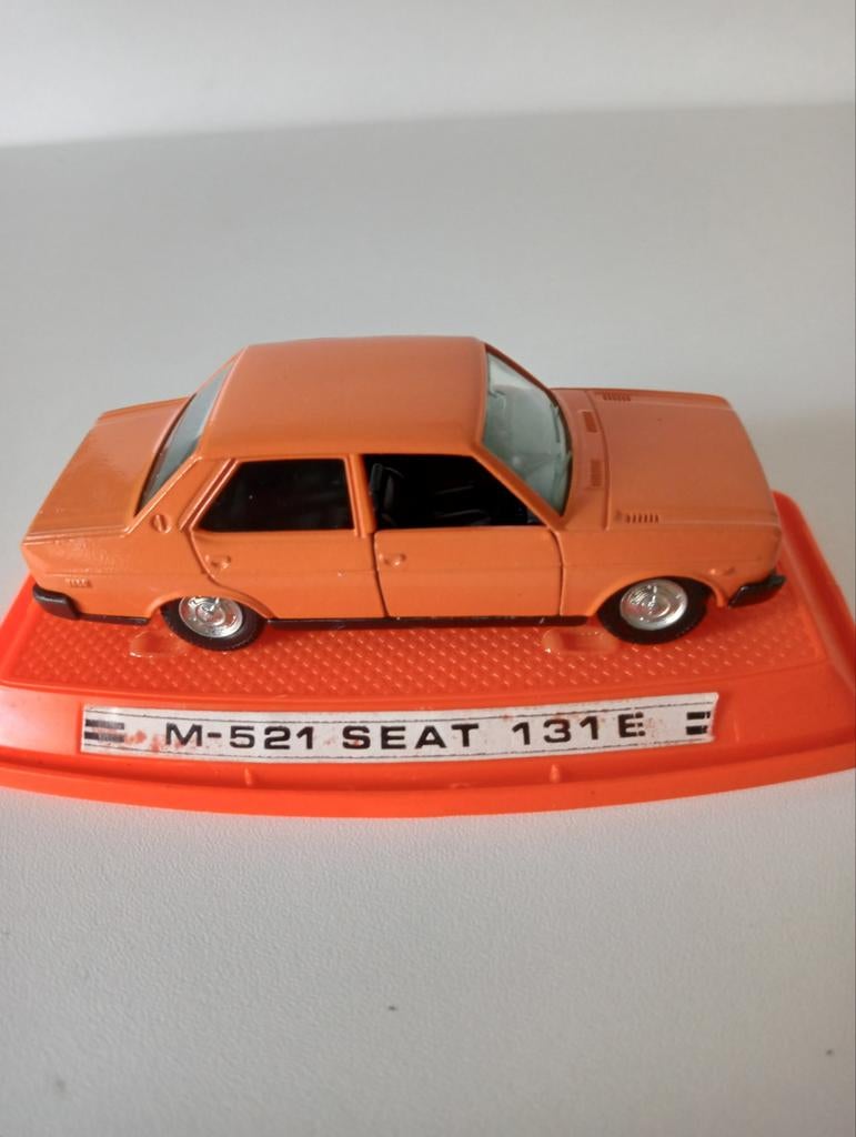 Gama M-521 Seat 131E Diecast Modelauto Oranje, Ophalen of Verzenden, Nieuw, Auto
