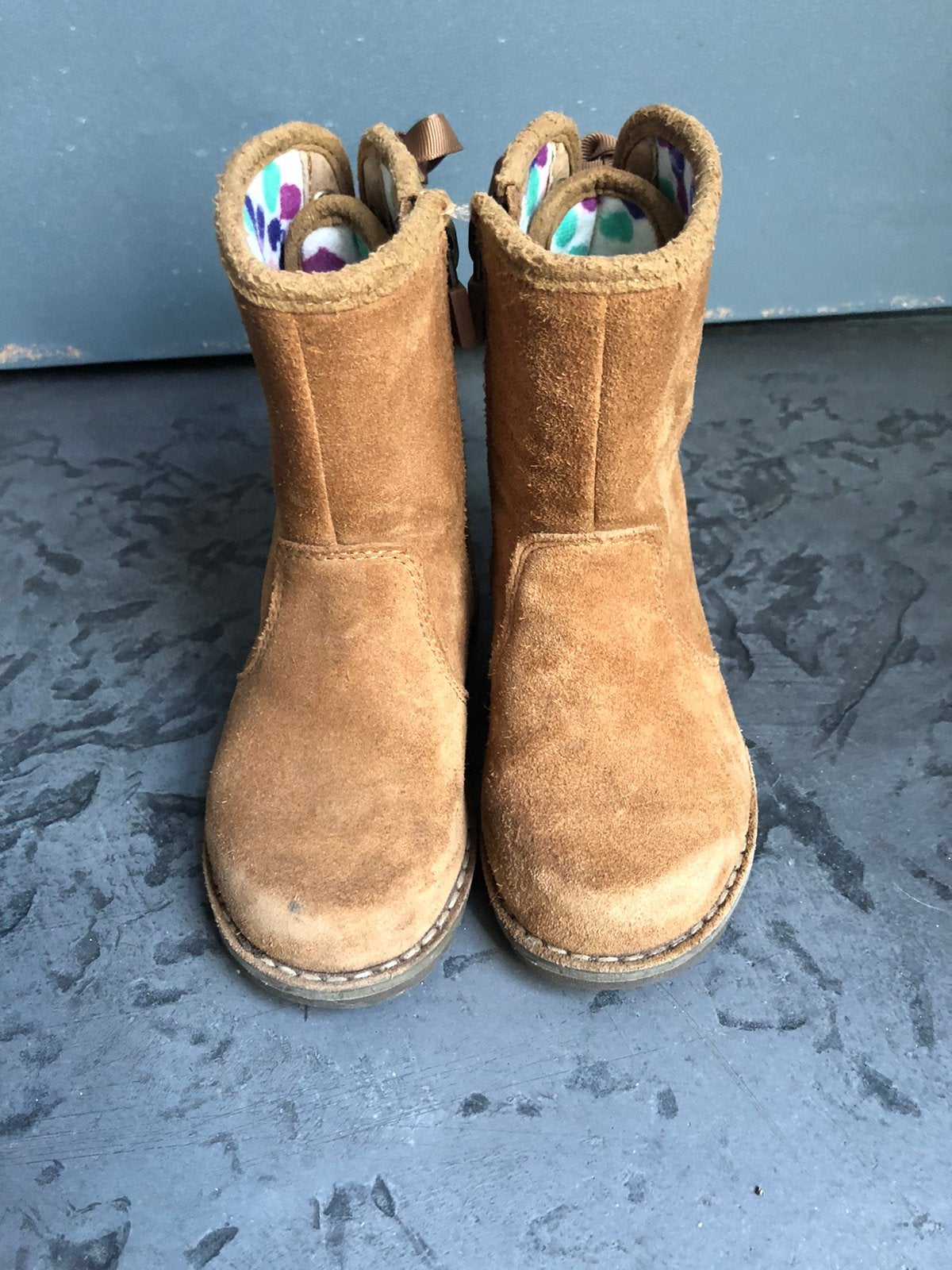 Kinder uggs  australia bruin sheepskin maat 23, Ophalen, Meisje, Laarzen, Zo goed als nieuw