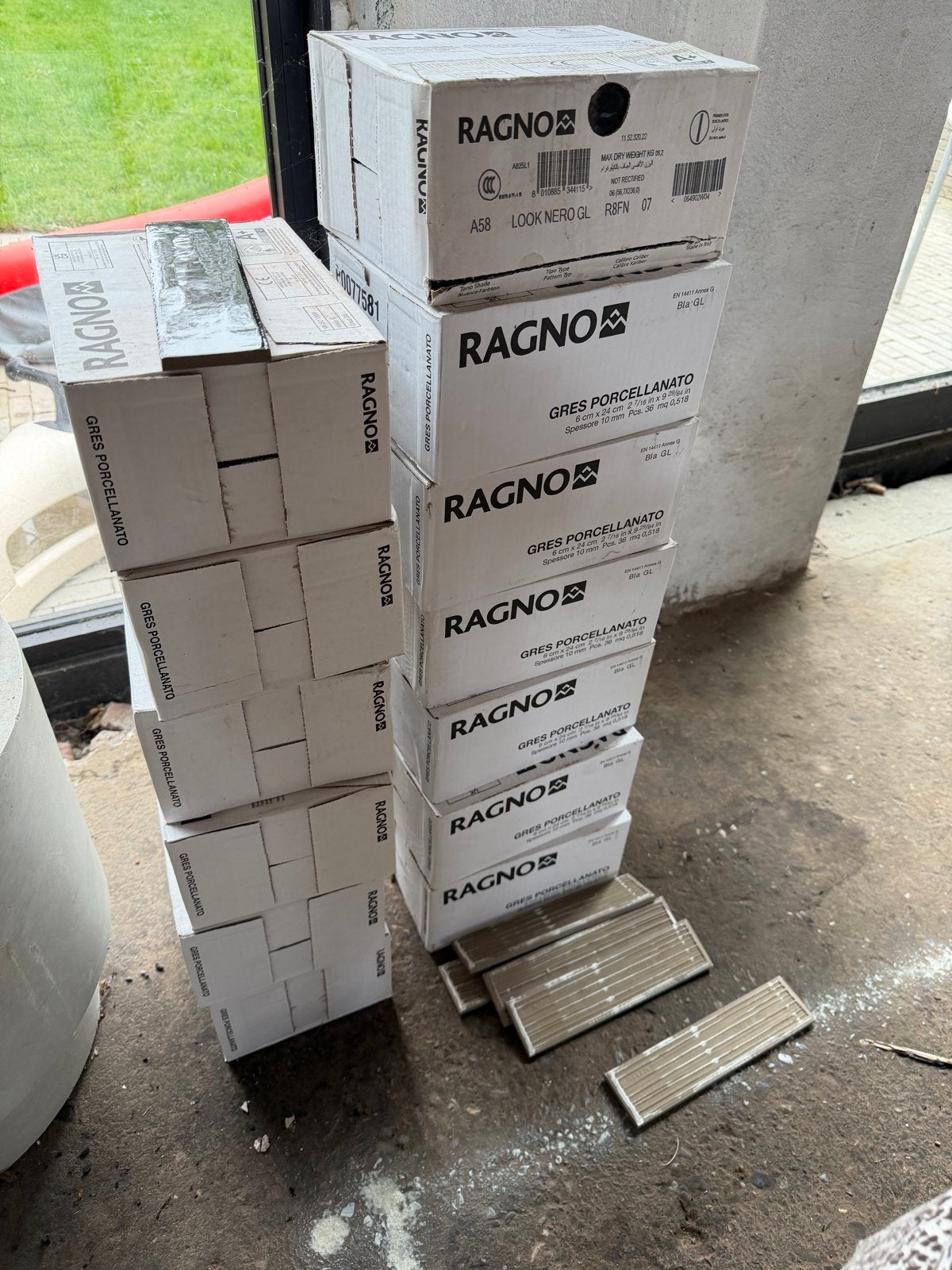 Ragno Gres Porcellanato wandtegels donkerbruin (Nieuw), Doe-het-zelf en Verbouw, Ophalen, Nieuw, Minder dan 20 cm, 20 tot 40 cm