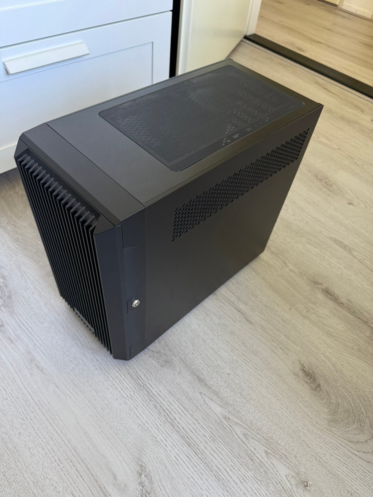 SilverStone CS382 NAS Behuizing (8x Hot-Swap) + Noctua Fans, Ophalen, Zo goed als nieuw