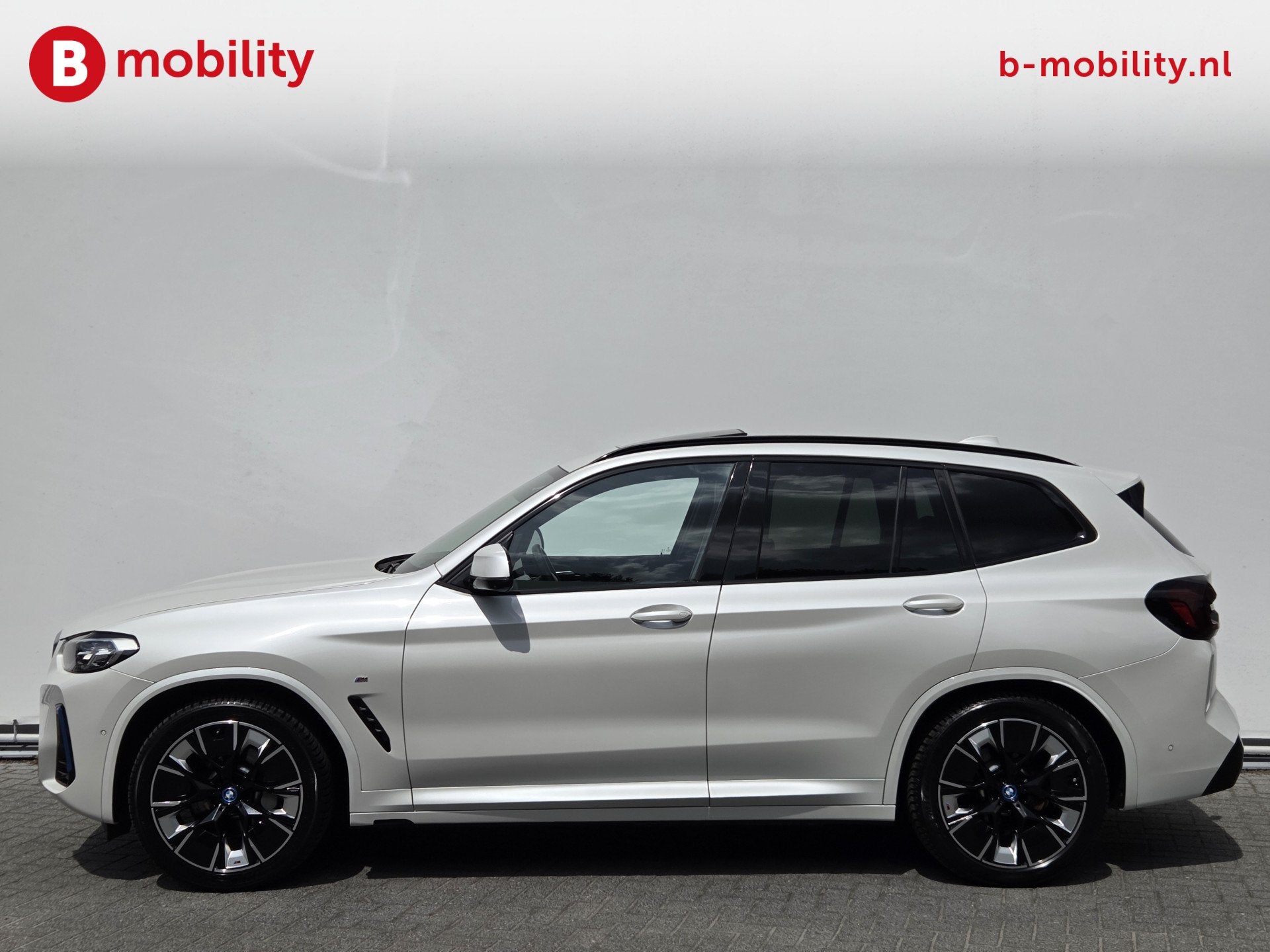 BMW iX3 High Executive M-Sport 80 kWh SOH 98% 'Mineral-Weiss, Auto's, Automaat, Achterwielaandrijving, Wit, 2155 kg