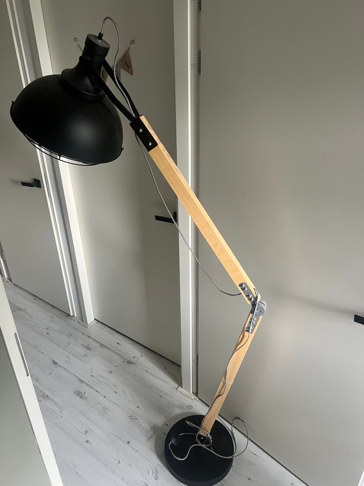 Vloerlamp Loods5, Huis en Inrichting, Lampen | Vloerlampen, Ophalen, Zo goed als nieuw, 150 tot 200 cm
