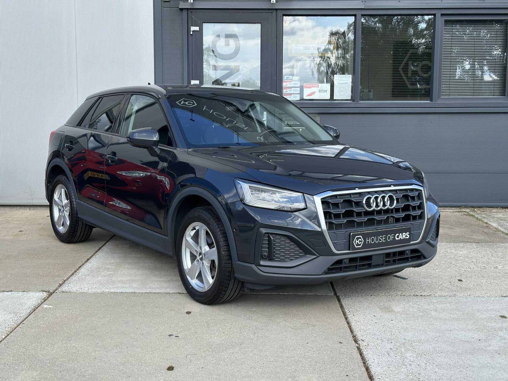 Audi Q2 30 TFSI Advanced edition Clima ACC Navi CarPlay, Stof, Gebruikt, Bedrijf, Handgeschakeld