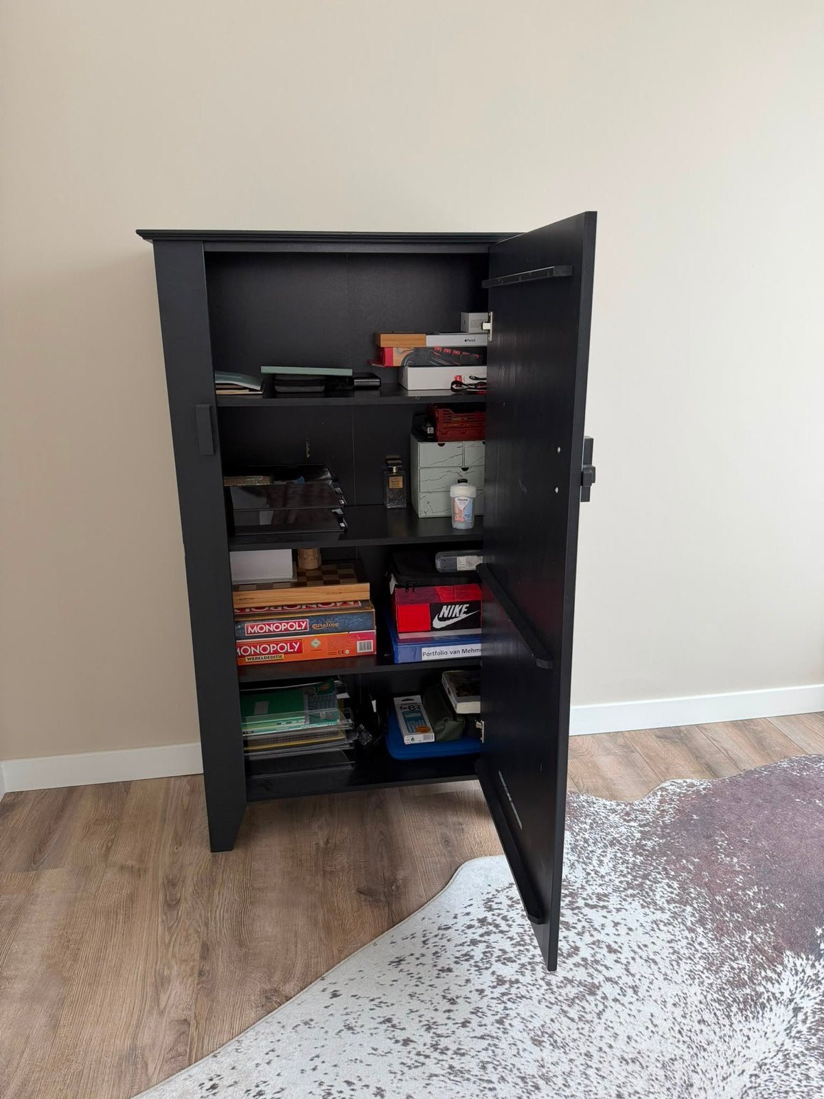 WOOOD Wandkast Gijs Zwart - 85x142x33 cm, Ophalen, Met plank(en), Gebruikt, 100 tot 150 cm