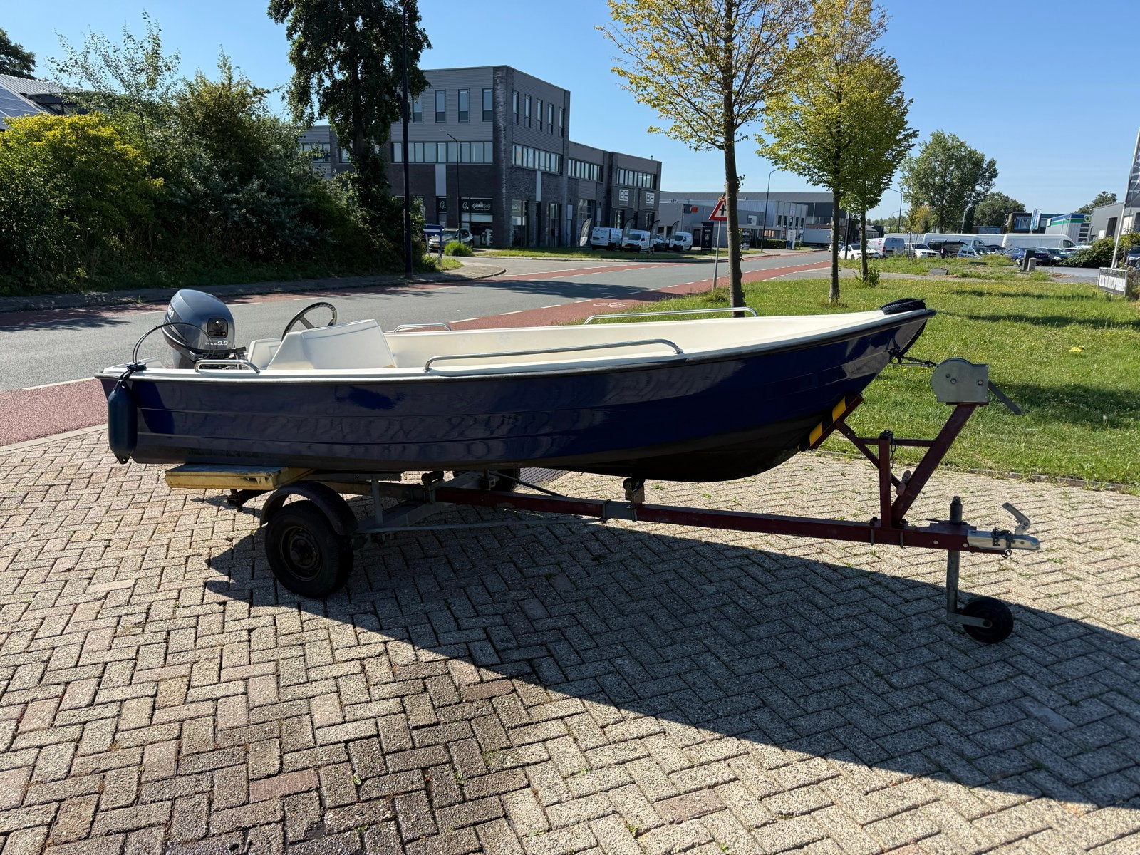 vis-/toerboot met Yamaha buitenboordmotor, Watersport en Boten, Motorboten en Motorjachten, Overige merken, Gebruikt, 4 m, 15 pk