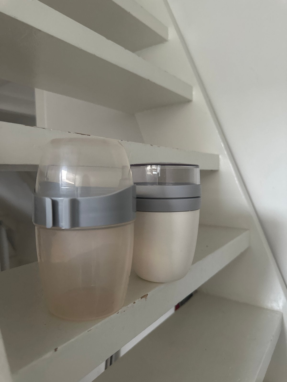 2x Yoghurtbeker met apart vak, Kunststof, Ophalen of Verzenden, Meerkleurig, Overige typen