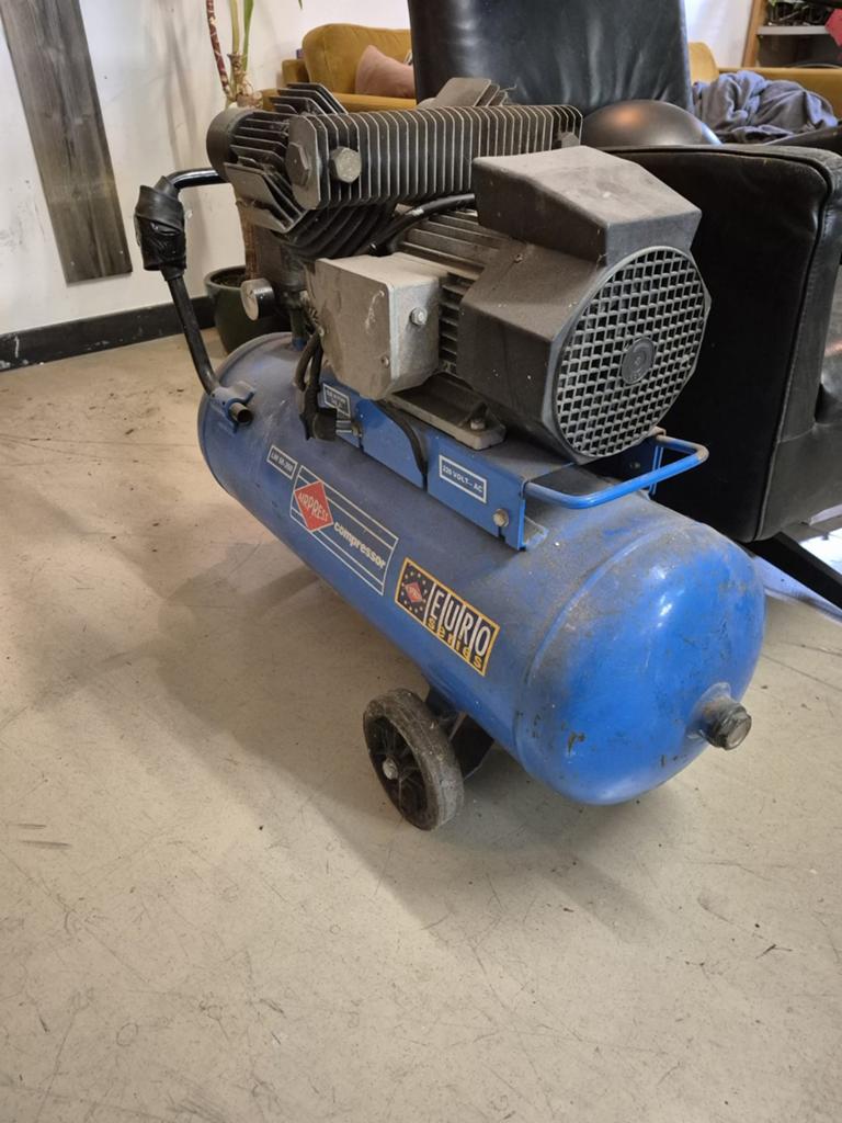 Airpress LM 50-350 Compressor - 50L, 350L/min, 3 Pk, Ophalen, Gebruikt, 10 bar of meer, 25 tot 100 liter