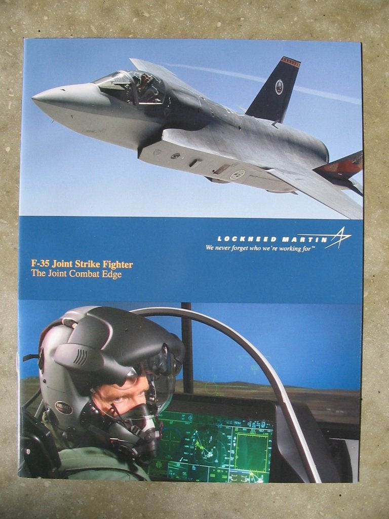 F-35 brochure catalogus zeldzaam, Verzenden, Nieuw, Overige typen