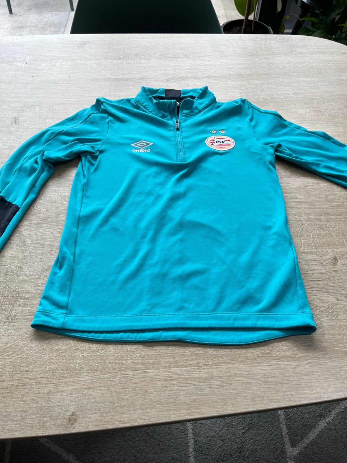PSV Umbro trainingsshirt maat 146, Verzenden, Gebruikt, Jongen, Sport- of Zwemkleding