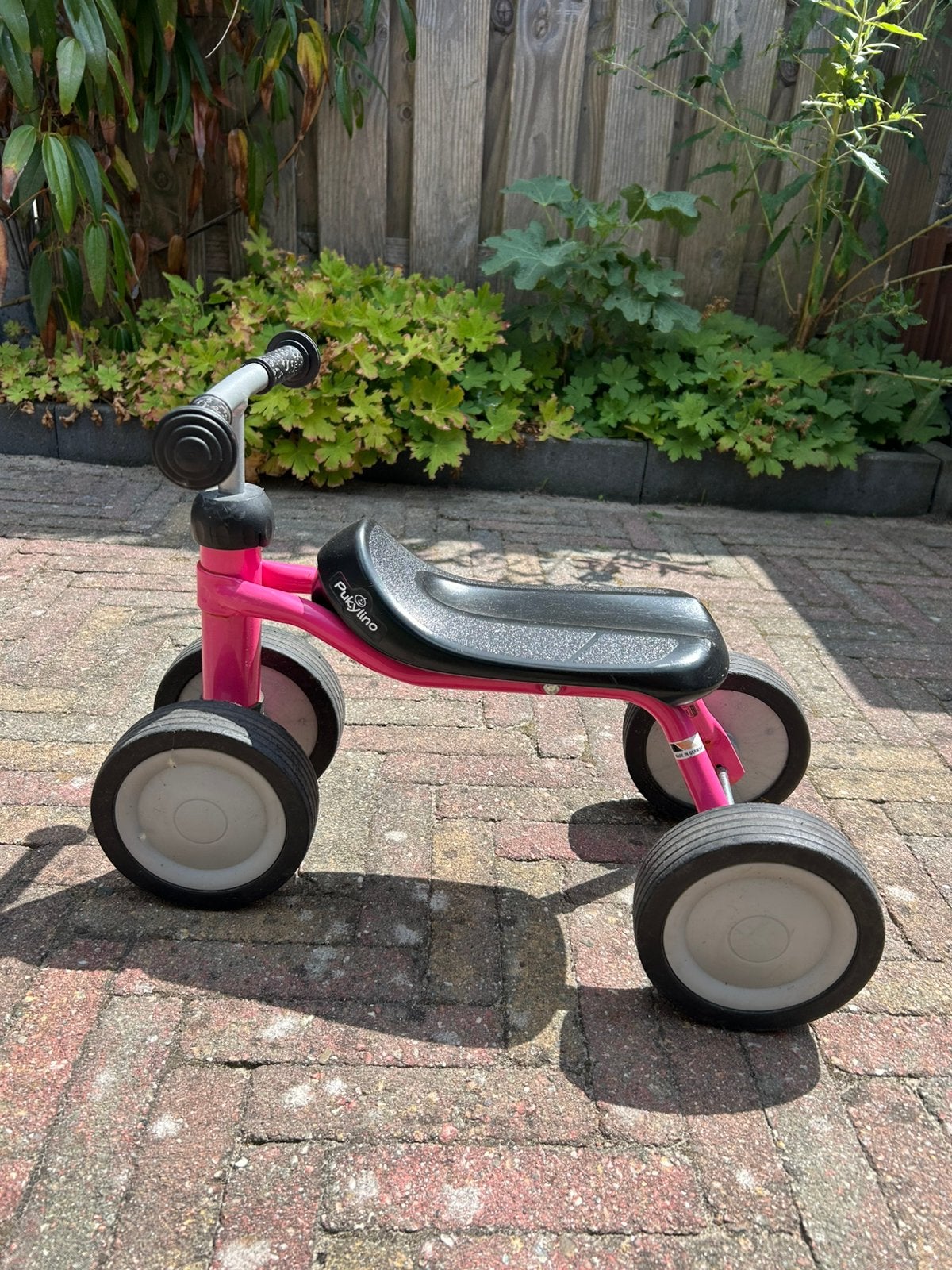Puky loopfiets vanaf 1 jaar roze, Ophalen, Zo goed als nieuw, Minder dan 16 inch