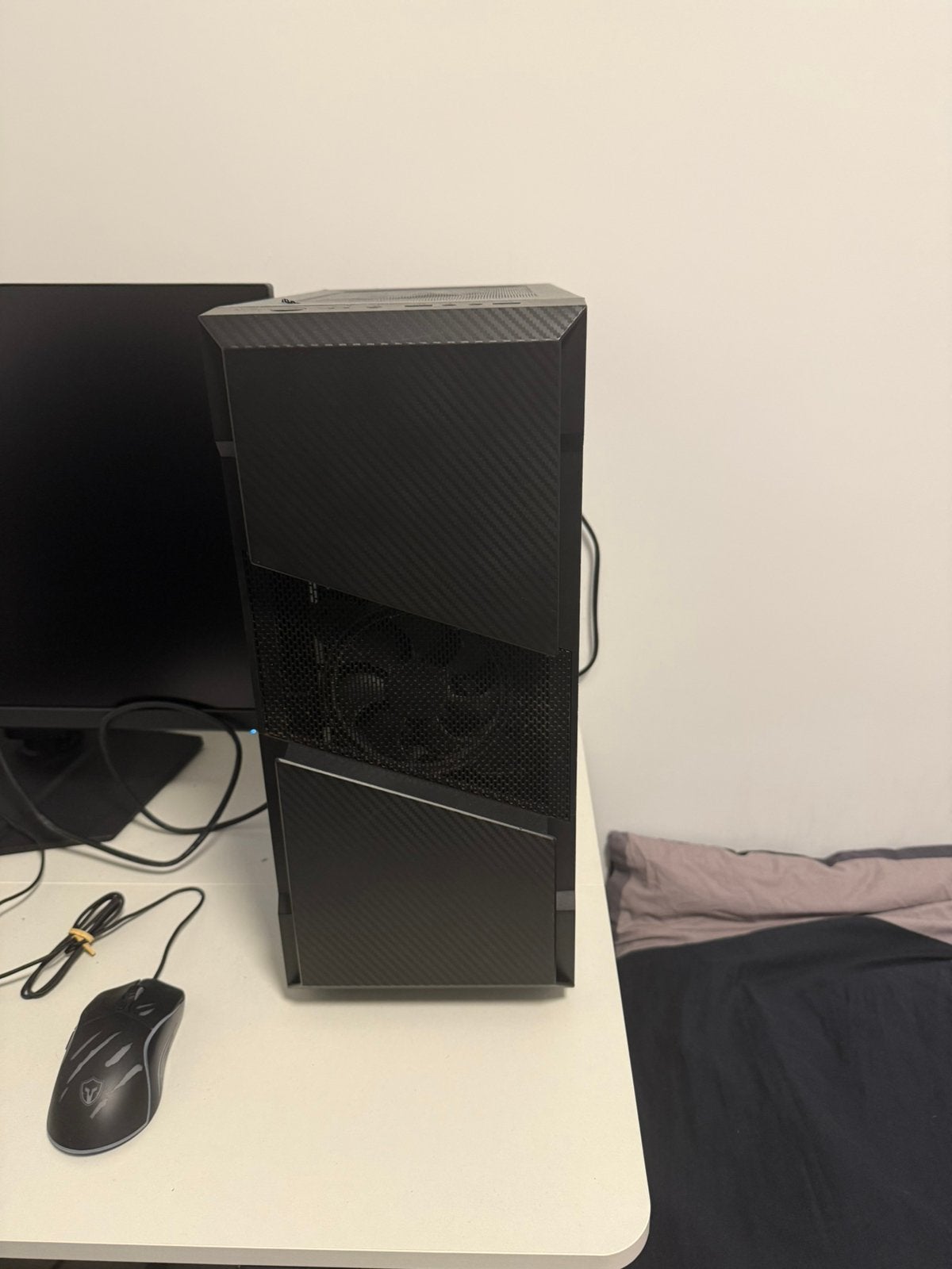 Gaming pc zonder videokaart mag weg voor 150, Computers en Software, Monitoren, Ophalen, Zo goed als nieuw, Gaming, IPS