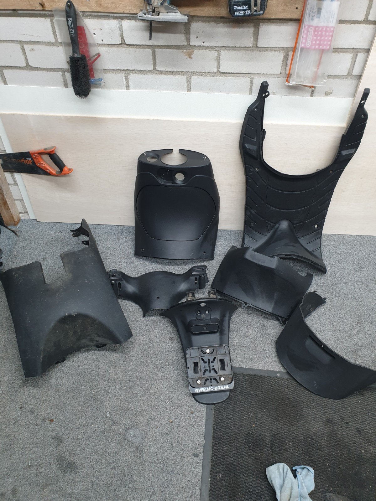 piaggio zip 2000 complete mooie set zwarte binnenkappen!!!!, Ophalen, Zo goed als nieuw, Overige typen, Piaggio