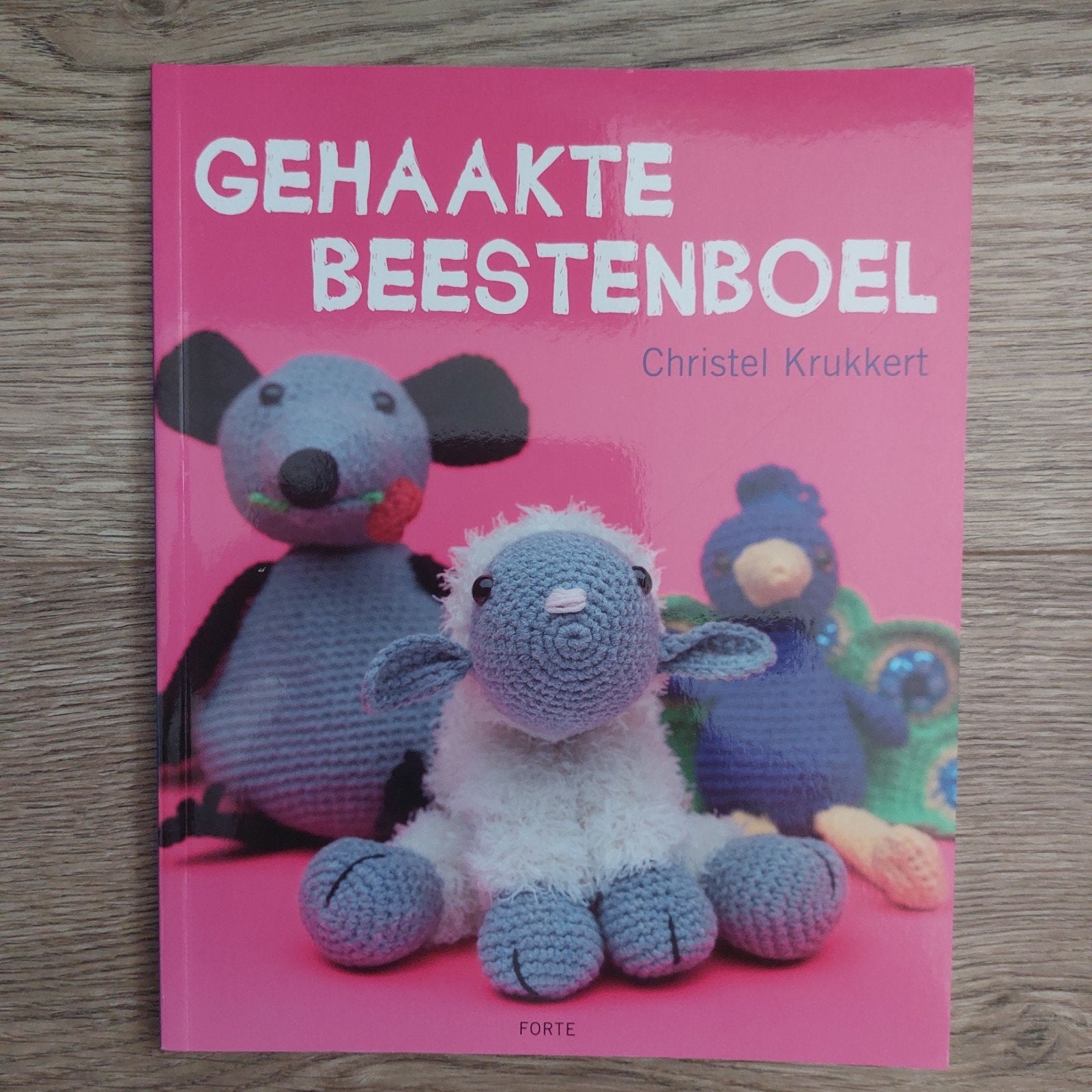 Gehaakte beestenboel Christel Krukkert, Ophalen of Verzenden, Nieuw, Breien en Haken