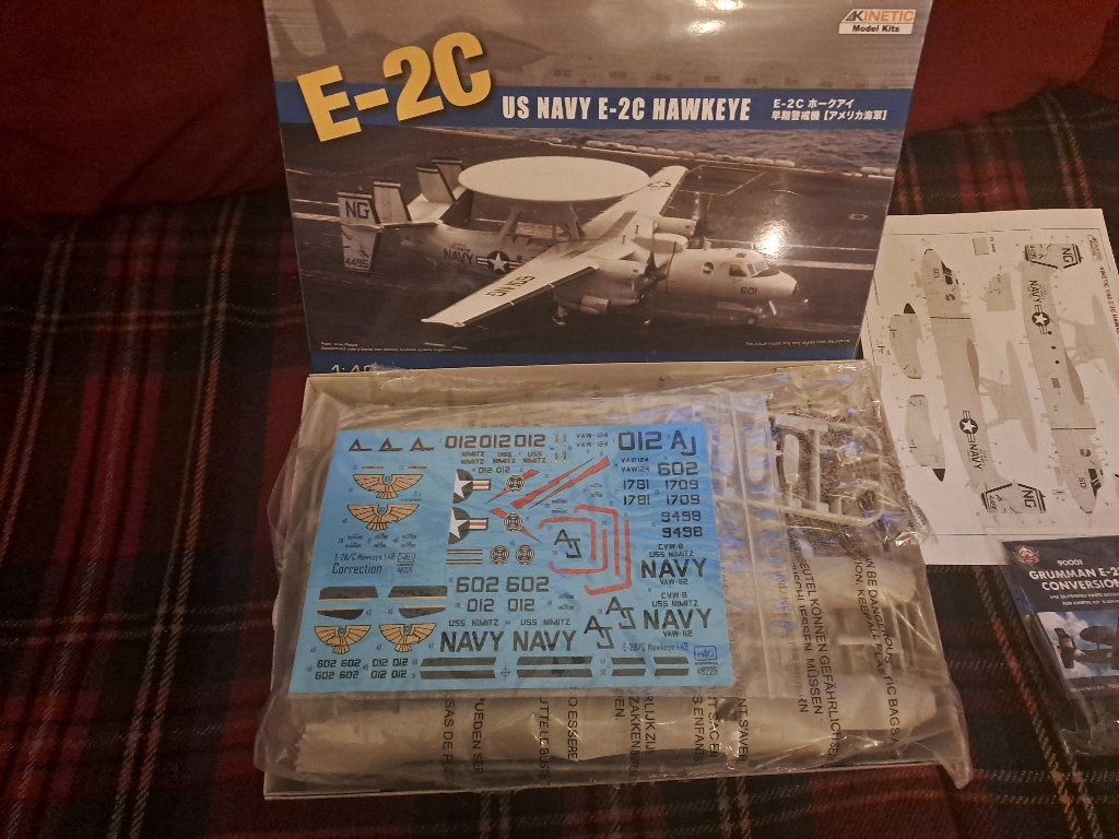 Kinetic 1/48 Hawkeye E2-C/B, Hobby en Vrije tijd, Overige merken, Nieuw, Ophalen of Verzenden, Groter dan 1:72