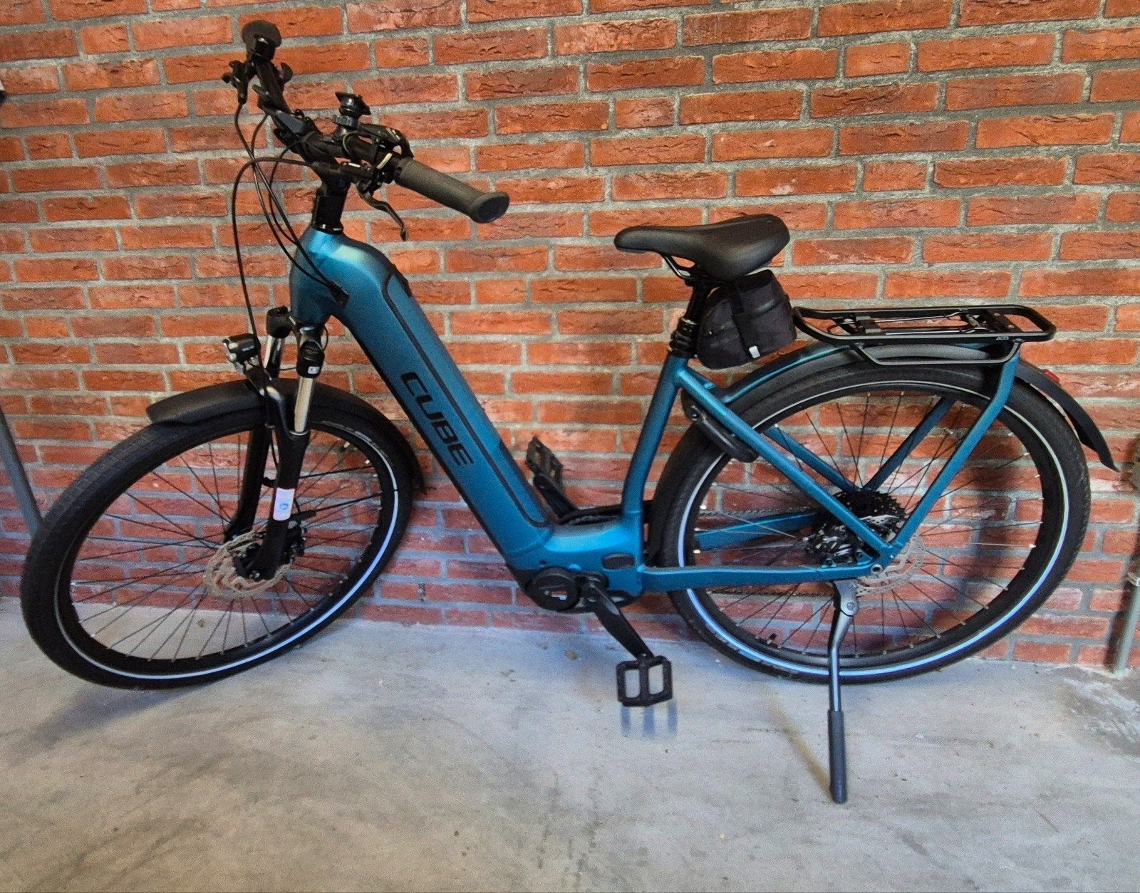 CUBE Kathmandu Hybrid One 625  blauw – Nieuwstaat!, Ophalen, Zo goed als nieuw, 47 tot 51 cm, Cube