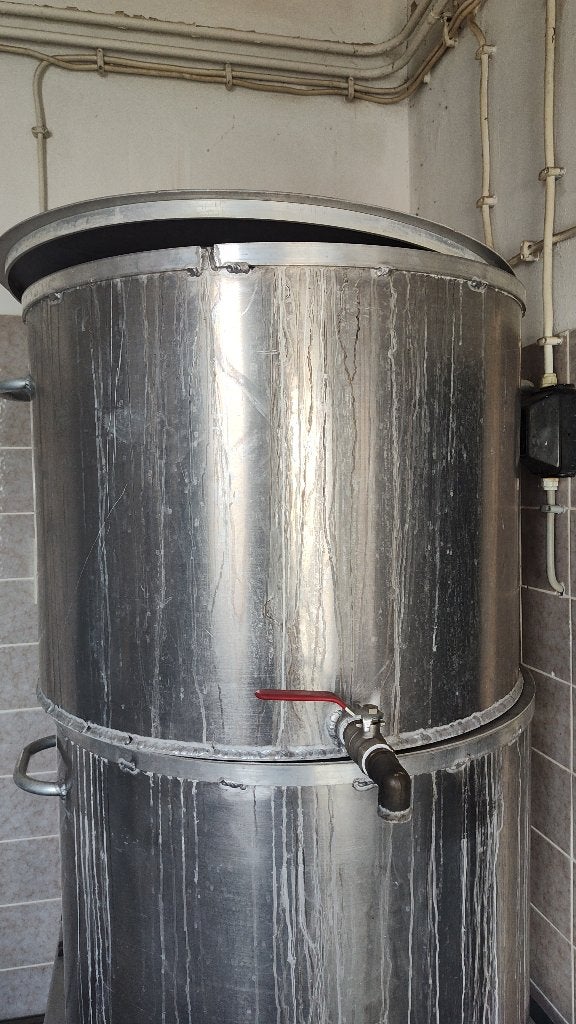 Nog maar 1 grote aluminium pan, Huis en Inrichting, Keuken | Potten en Pannen, Ophalen, Gebruikt, Aluminium, Pannenset