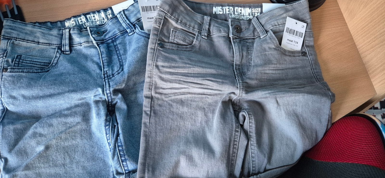 2 Nieuwe Korte Broeken Maat 134 - Mister Denim, Kinderen en Baby's, Broek, Mister Denim, Nieuw, Ophalen of Verzenden