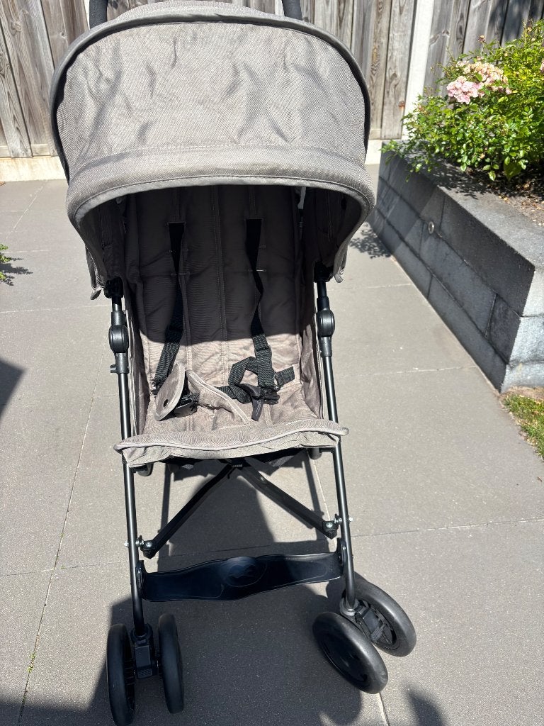 Buggy Koelstra groen, Ophalen, Zo goed als nieuw, Koelstra, Verstelbare rugleuning