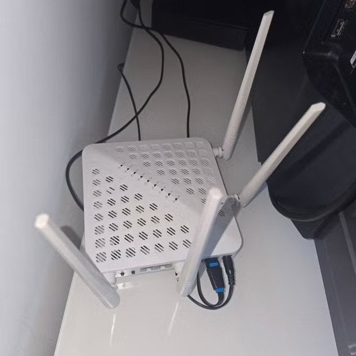 Tenda Router FH1202, Ophalen, Zo goed als nieuw, Router, Tenda