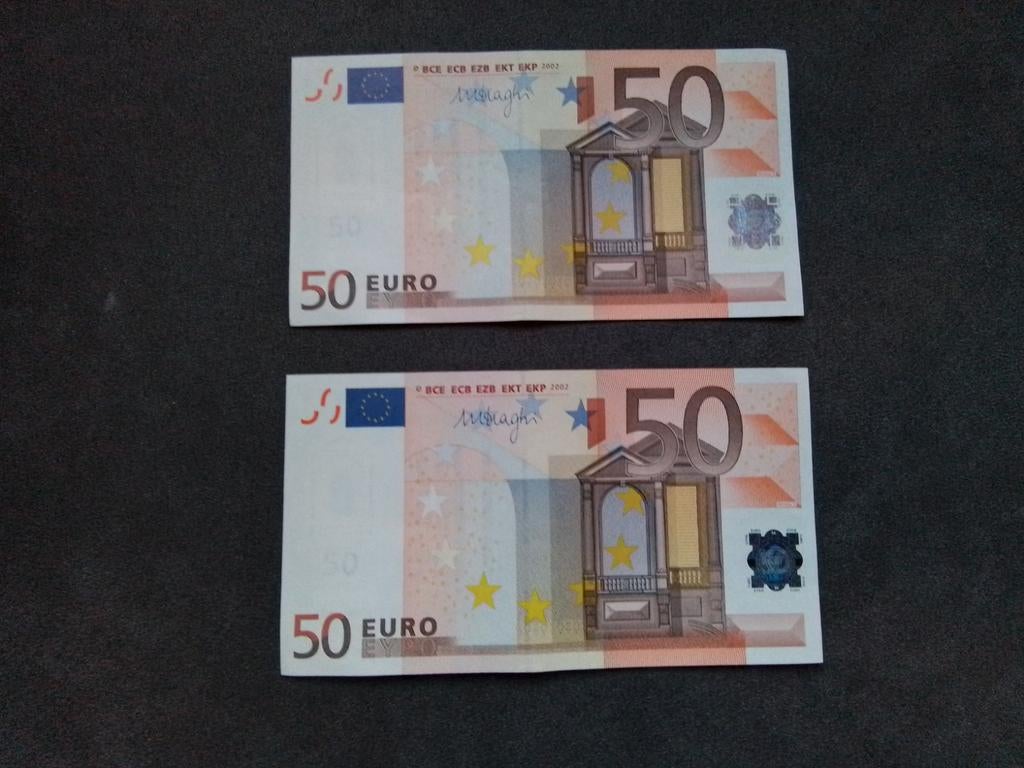 De 50 eurobiljet van 2002 kost 55 euro is zeer mooi

Mooi 10, Postzegels en Munten, Bankbiljetten | Europa | Eurobiljetten, Ophalen of Verzenden