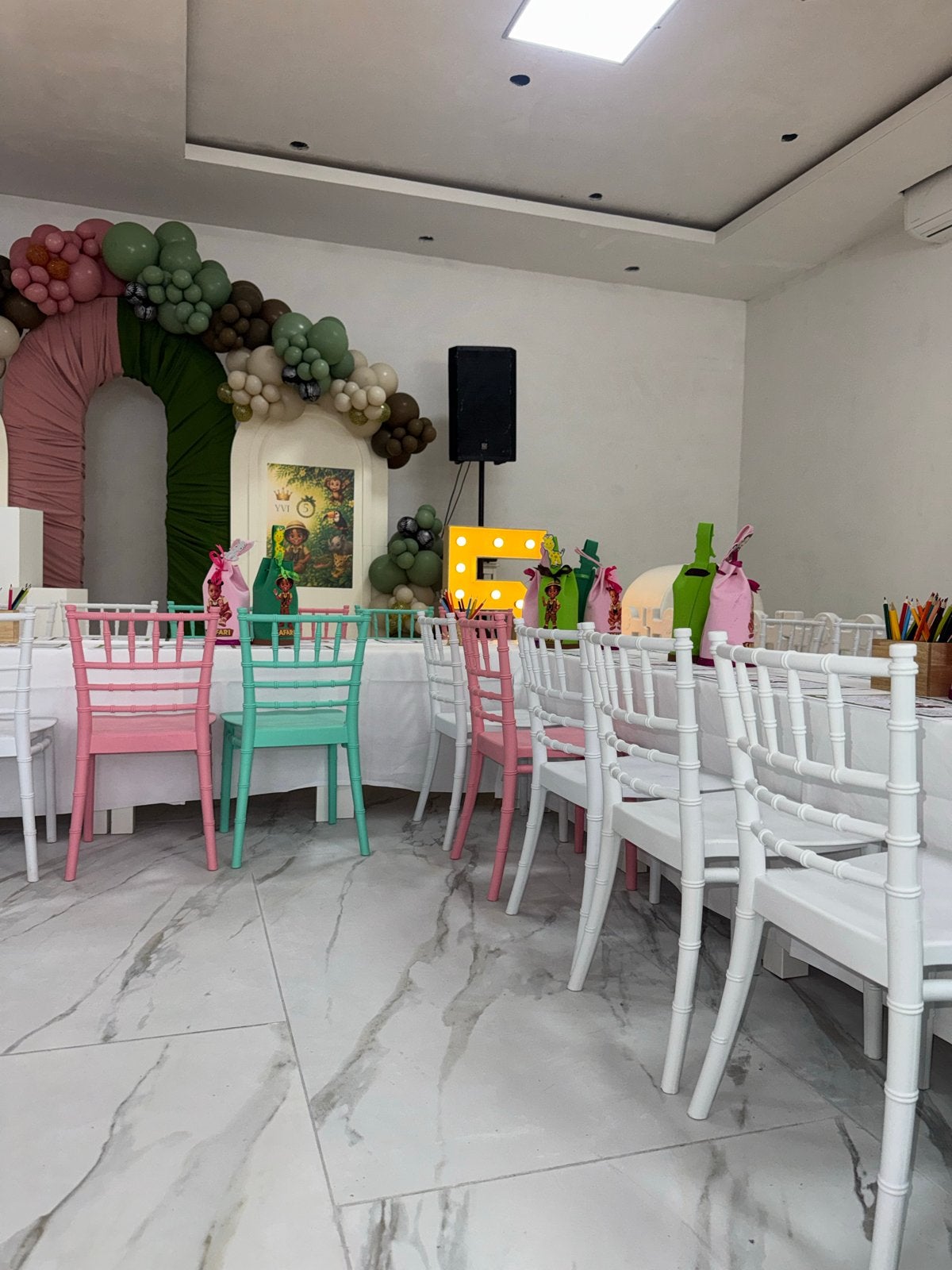 Kinderstoeltjes voor feestjes en evenementen, Ophalen, Nieuw