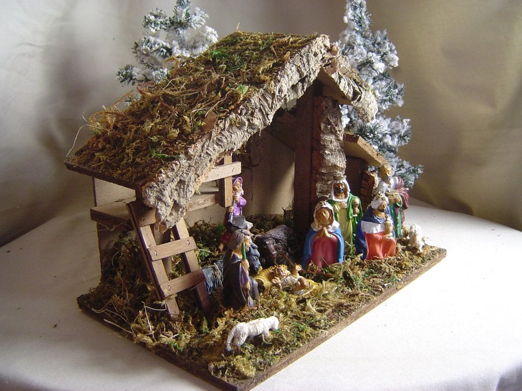 Houten bemoste kerststal met kerstgroep Italy, Diversen, Ophalen of Verzenden, Gebruikt