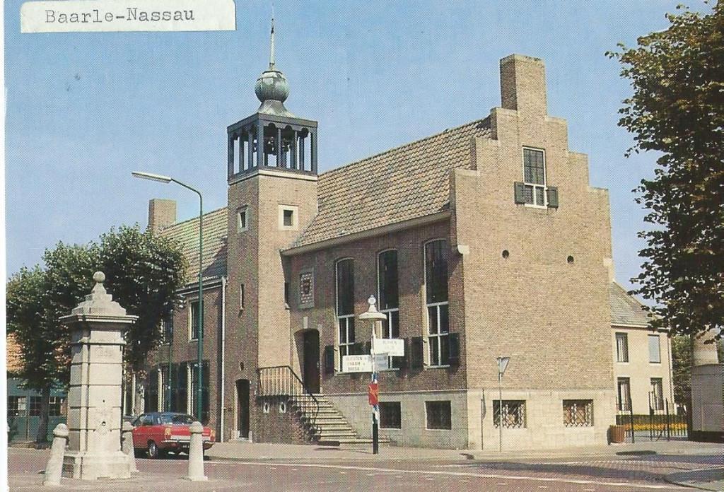 Ansichtkaart BAARLE NASSAU  Gemeentehuis, Verzenden, 1980 tot heden, Gelopen, Noord-Brabant