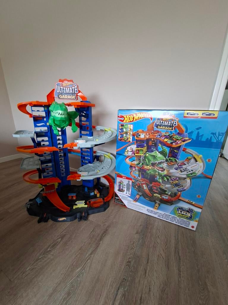 Hot Wheels Ultimate Garage Dino, Ophalen, Racebaan, Zo goed als nieuw, Hot Wheels