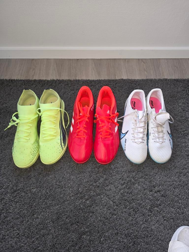 Soccer shoes, Ophalen of Verzenden, Zo goed als nieuw, Jongetje of Meisje, Schoentjes
