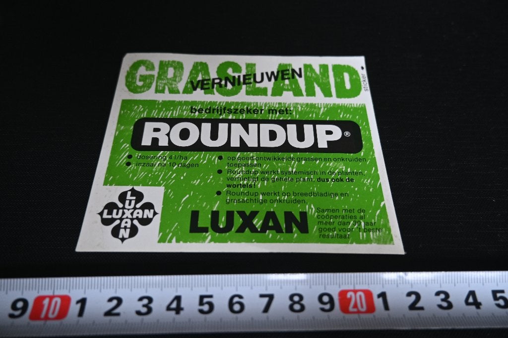 sticker grasland vernieuwen met roundup luxan, Ophalen, Zo goed als nieuw