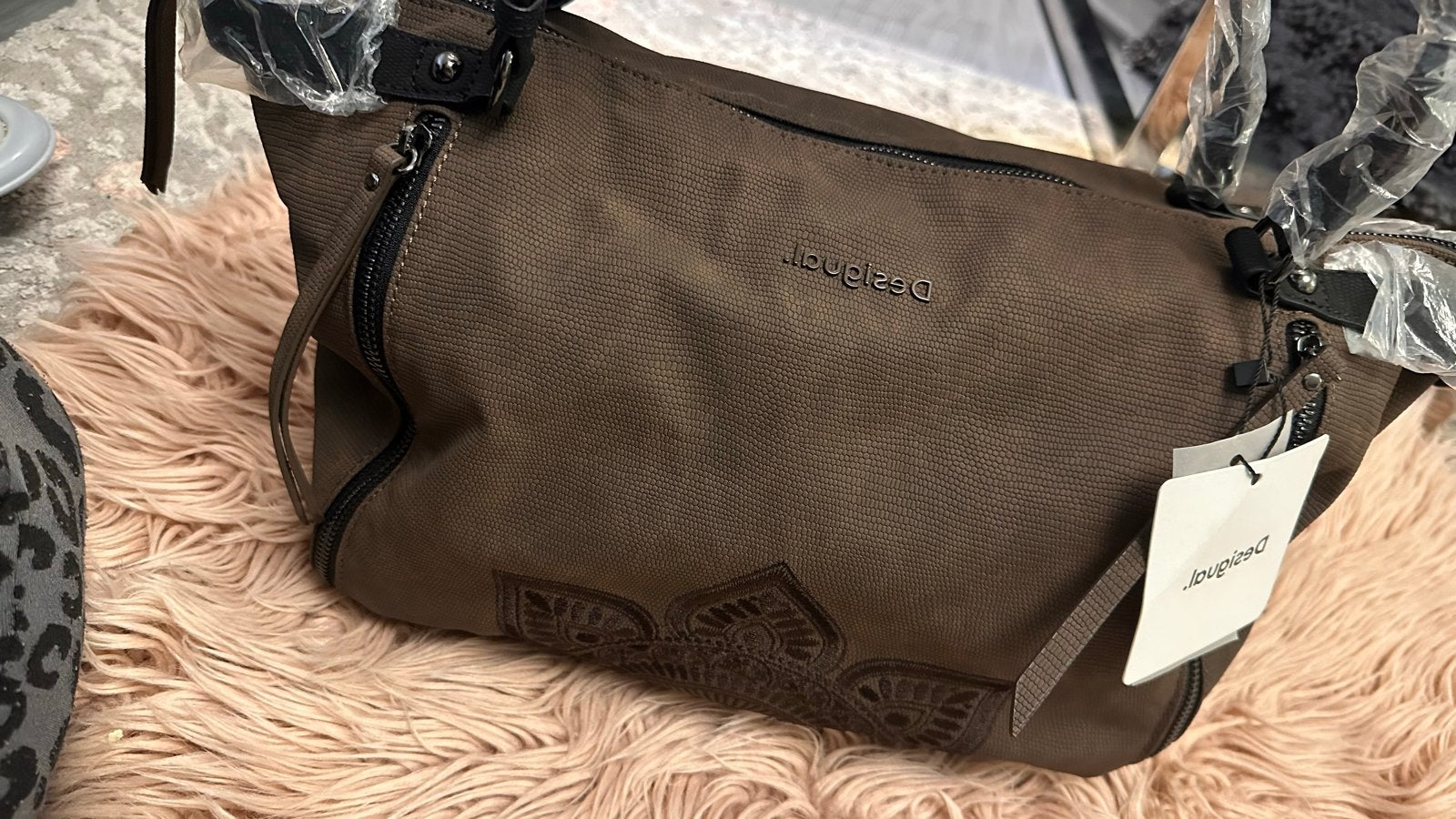 Nieuwe Desigual Handtas Bruin met Mandala Borduurwerk, Ophalen, Nieuw, Bruin, Handtas