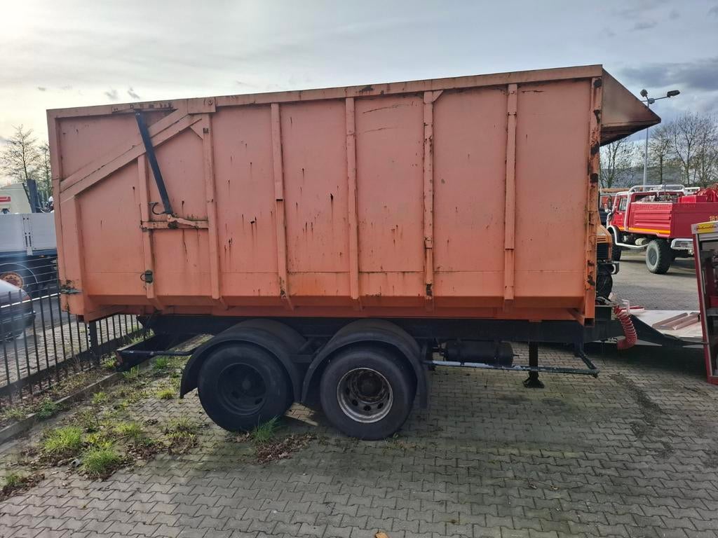 Landbouwkipper silage kipper maiskipper unimog trekker, Ophalen, Transport
