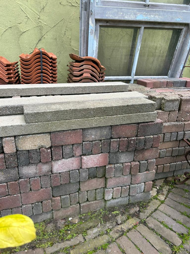 Oude Waaltjes bestrating terrassen 2 cirkels vorm compleet, Ophalen, Zo goed als nieuw, Beton, Klinkers