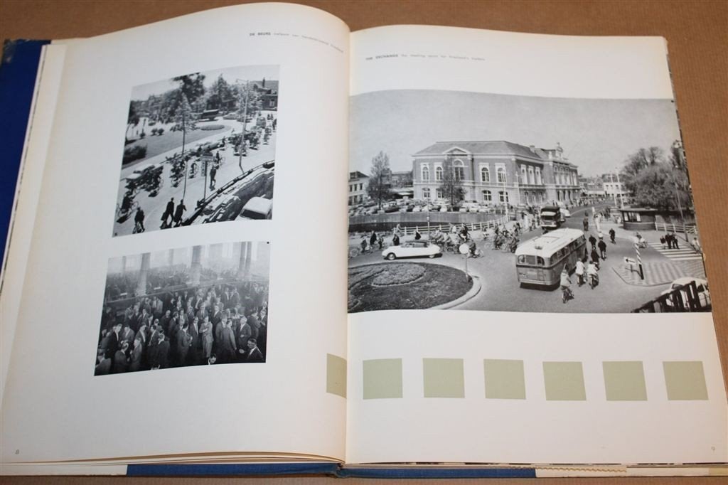 Trefpunt Leeuwarden — Vintage Fotoboek van de Stad 1960, Ophalen of Verzenden, Gelezen