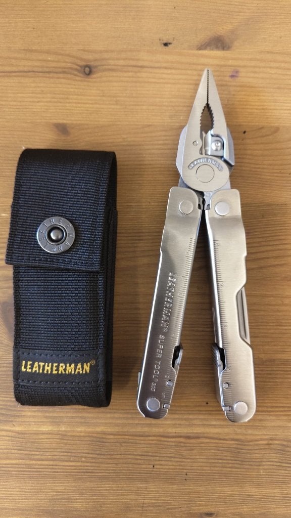 Leatherman Super Tool 300 Multitool - nieuw - retour kans, Verzenden, Leatherman europe GmbH, Nieuw, Holterkamp 16, Ratingen, Duitsland