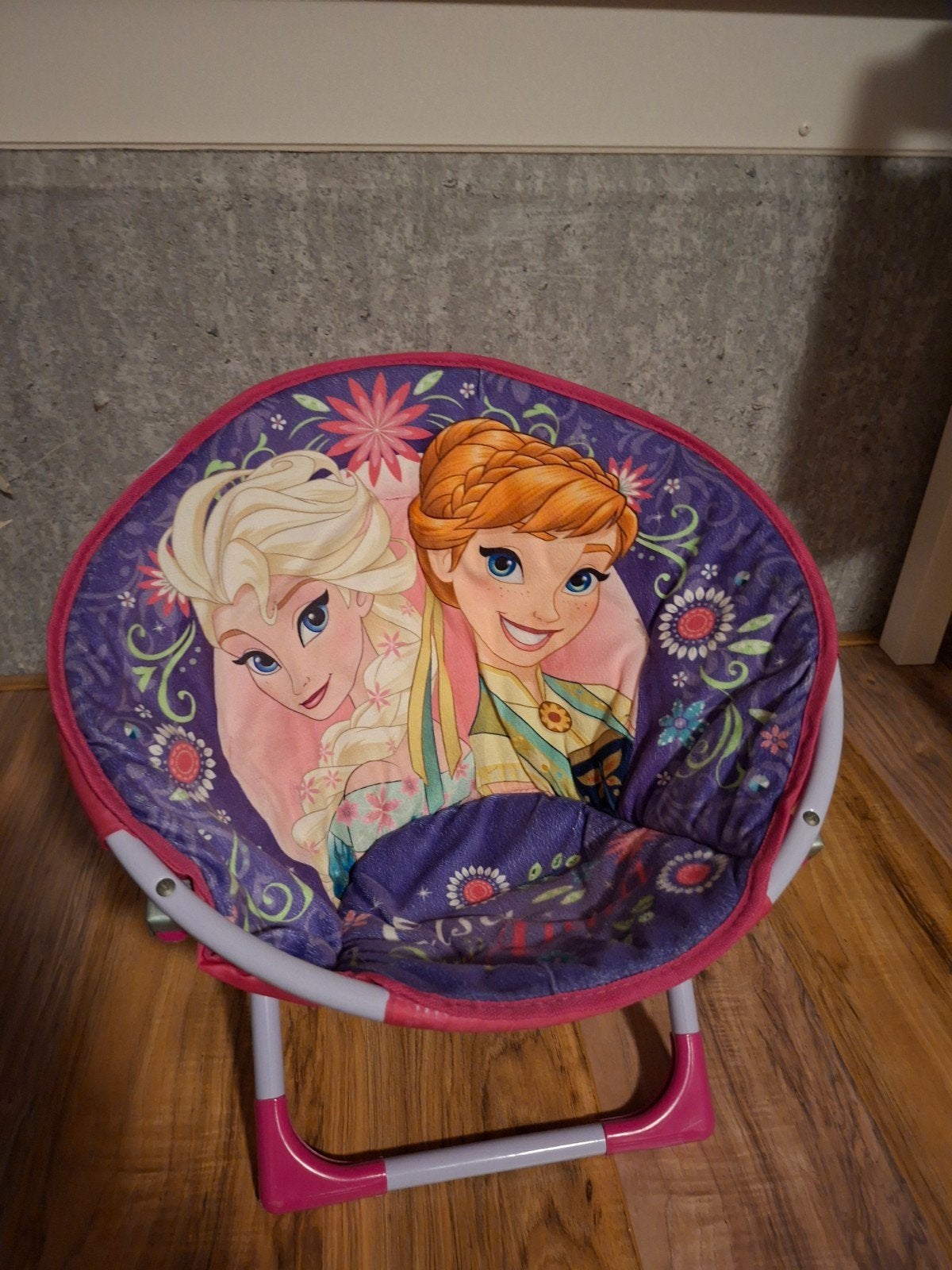Anna en Elsa stoel inklapbaar, Ophalen, Stoel(en)