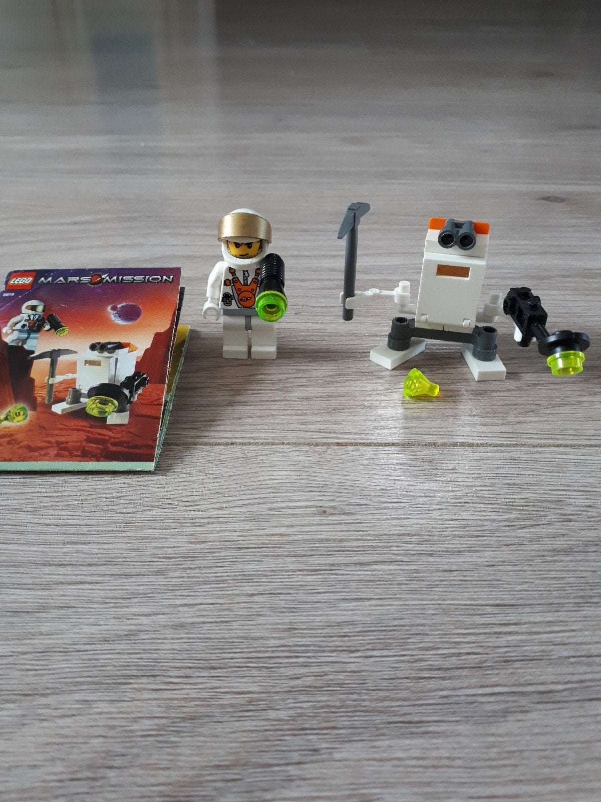 Lego Mars Mission 5616 Mini Robot!
Compleet!!, Gebruikt, Overige thema's, Lego, Ophalen of Verzenden