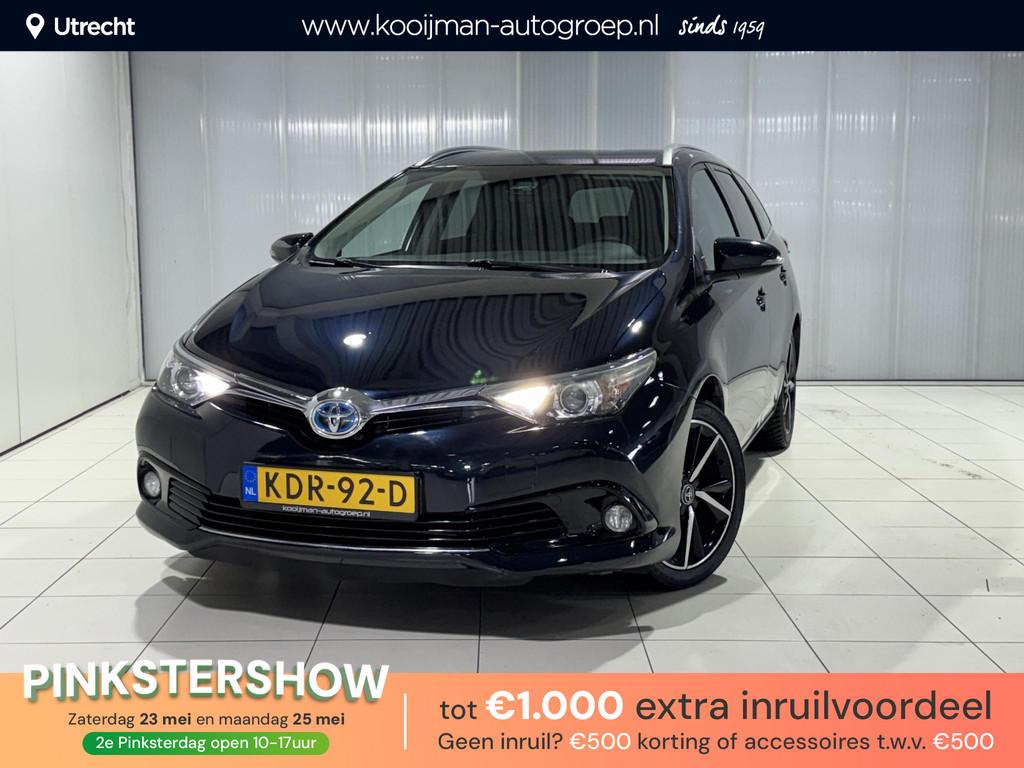 Toyota Auris 1.8 Hybrid Volcano Edition | All season banden, Gebruikt, Euro 6, Blauw, Hybride Elektrisch/Benzine