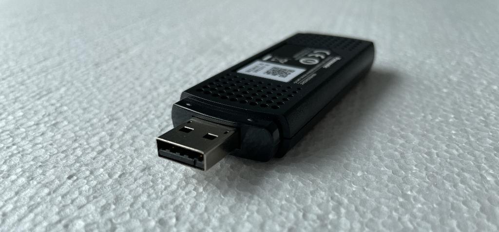 Panasonic Wireless LAN Adapter, Ophalen of Verzenden, Zo goed als nieuw, Minder dan 2 meter, Overige kabels