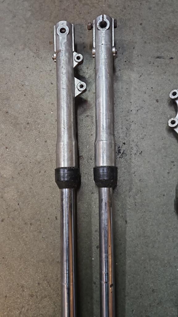 Yamaha rd 50 binnen-en buitenpoten., Fietsen en Brommers, Ophalen of Verzenden, Gebruikt, Frame, Yamaha rd 50
