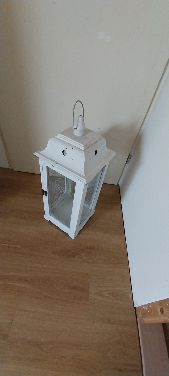 Te koop houten lantaarn., Ophalen