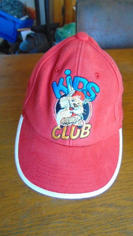 Ajax Kids Club Pet - Rood met logo, Ophalen of Verzenden, Zo goed als nieuw, Ajax, Pet of Muts