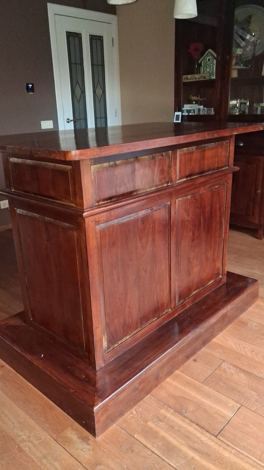 Massief houten bar met opbergruimte, Ophalen, Gebruikt