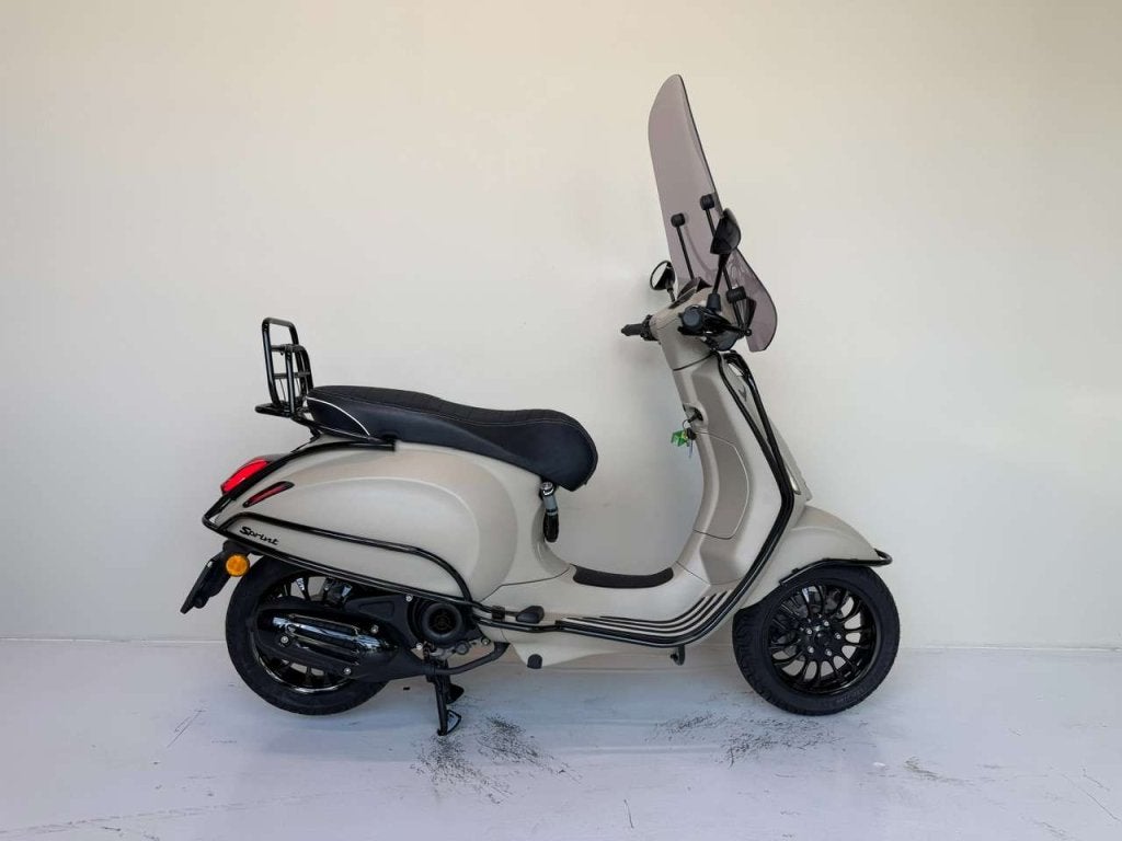 Vespa Sprint Brom 45km/h, BWJ 2021, Desert Storm, Niet ingevuld, Gebruikt, Maximaal 45 km/u, Niet ingevuld