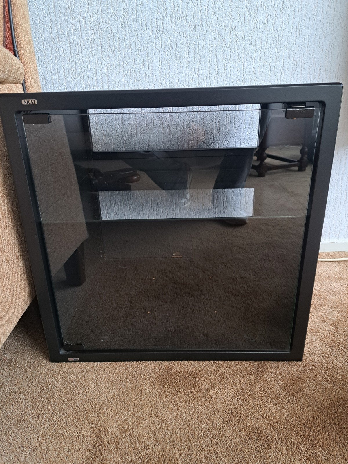 Akai Audio Meubel met Glazen Deur en Plank, Huis en Inrichting, Kasten | Televisiemeubels, Ophalen, Minder dan 50 cm, Gebruikt