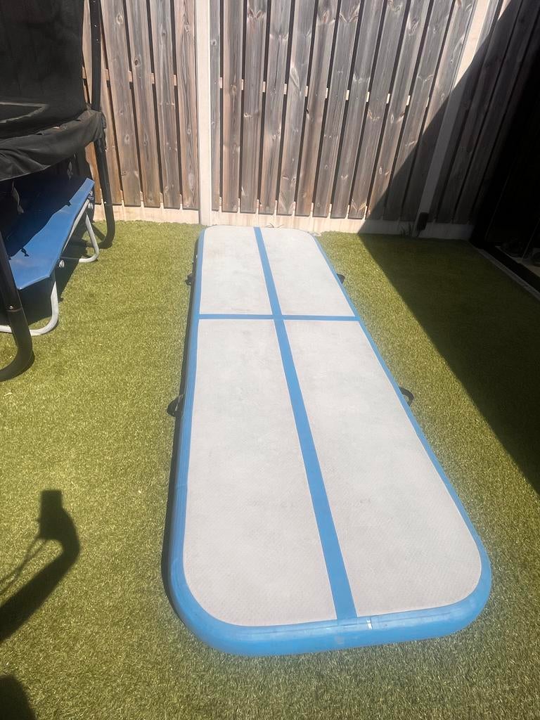 Airtrack 300x90 incl. pomp, Ophalen, Gebruikt, Materiaal